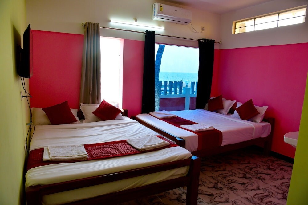 Пудучерри: Harmoney Beach Resort