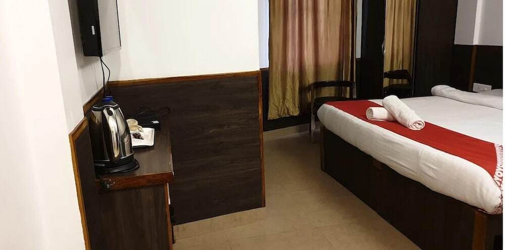 Шиллонг: Hotel Indiana