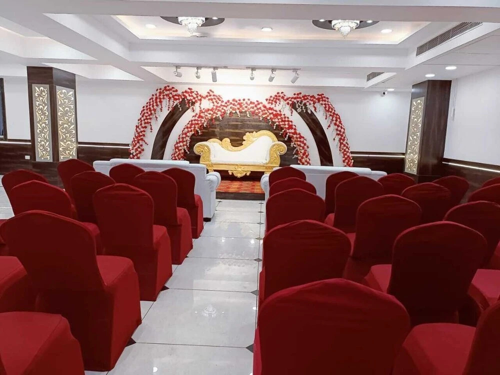 Патна: Hotel Harmony Rooms & Banquet