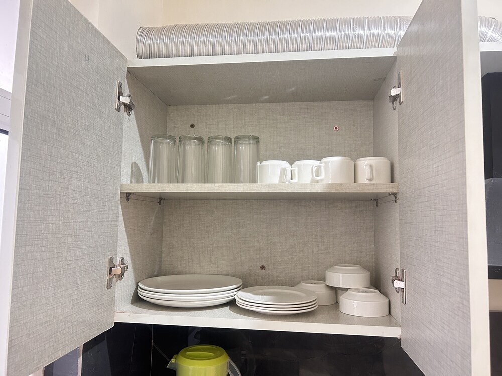 Гуруграм: Lime Tree 1BHK Service Apartment