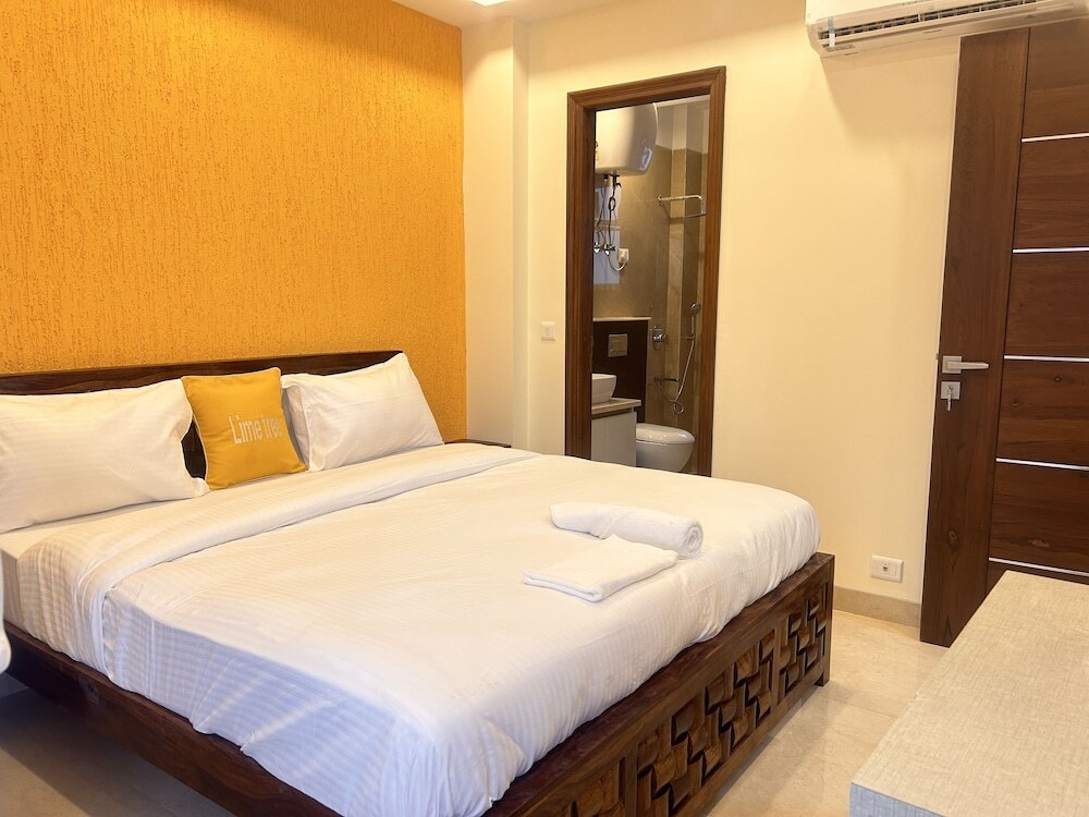 Гуруграм: Lime Tree 1BHK Service Apartment