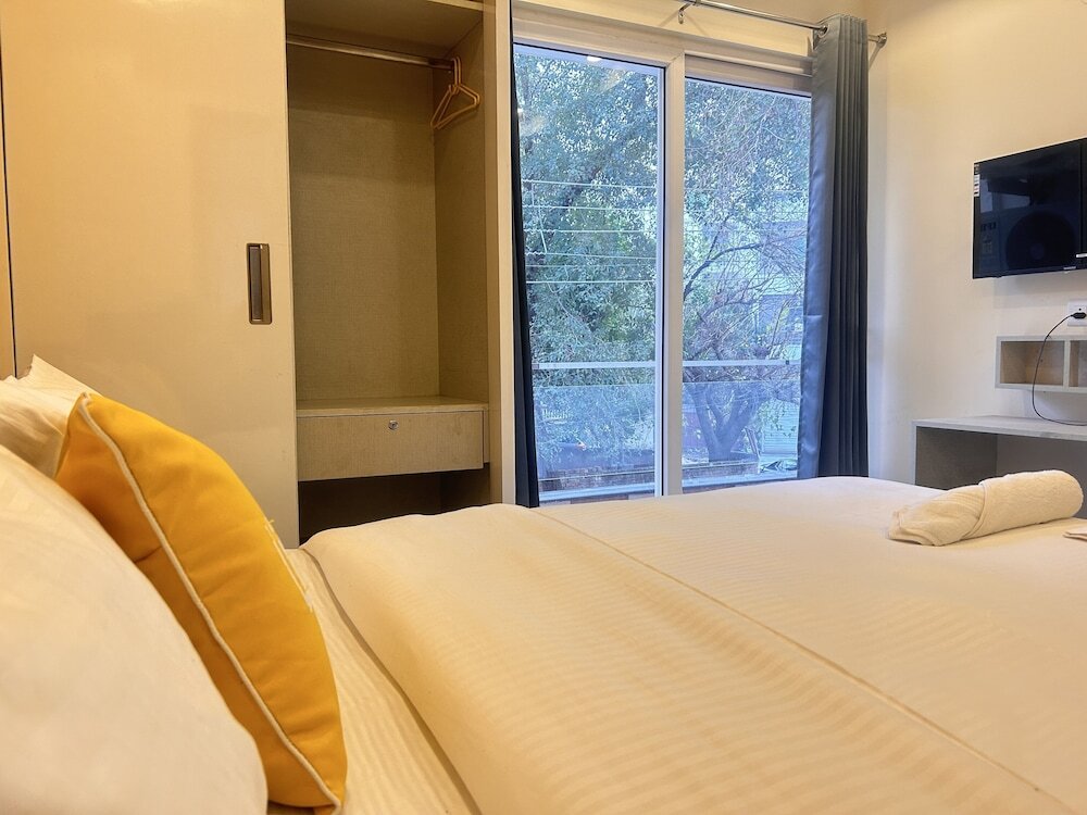 Гуруграм: Lime Tree 1BHK Service Apartment