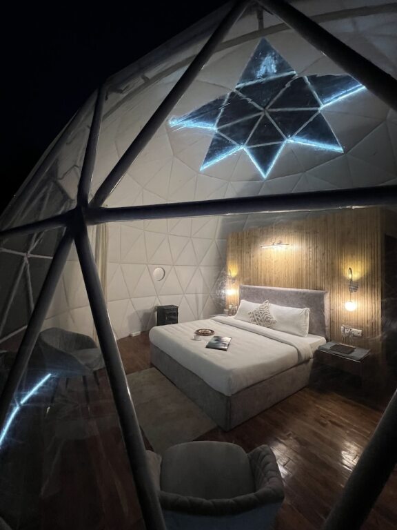 Манали: Glamping Club