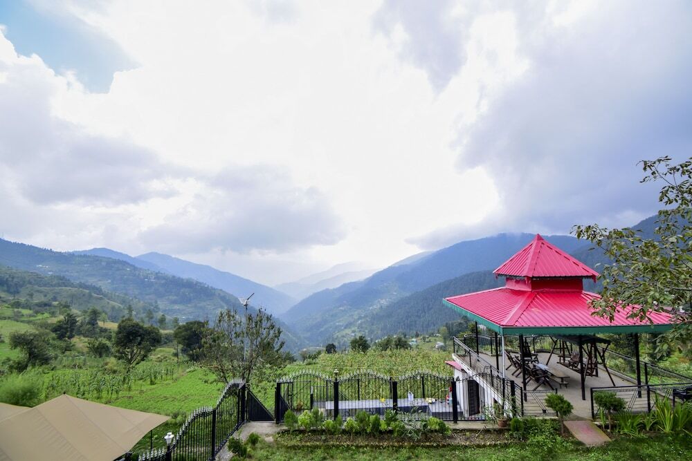 Куфри: Chail Cabana by Dumnu Homes