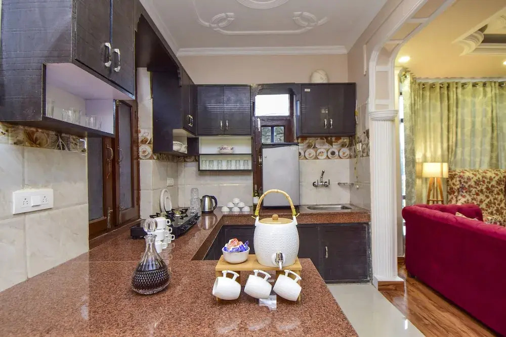 Куфри: Chail Cabana by Dumnu Homes