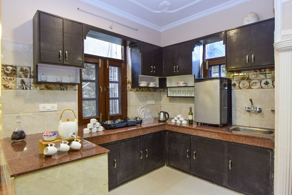 Куфри: Chail Cabana by Dumnu Homes