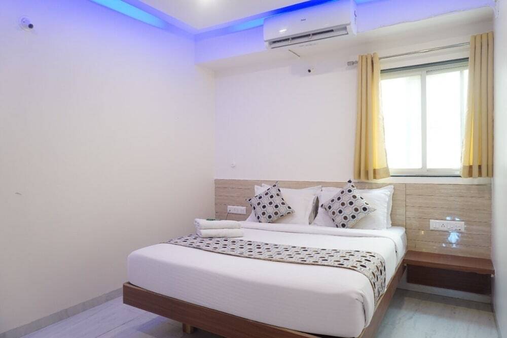 Пуна: Hotel Satkar Inn