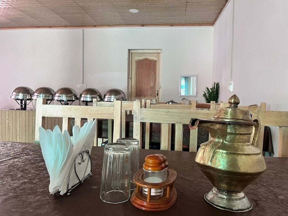 Хундер: Tongspon Camp