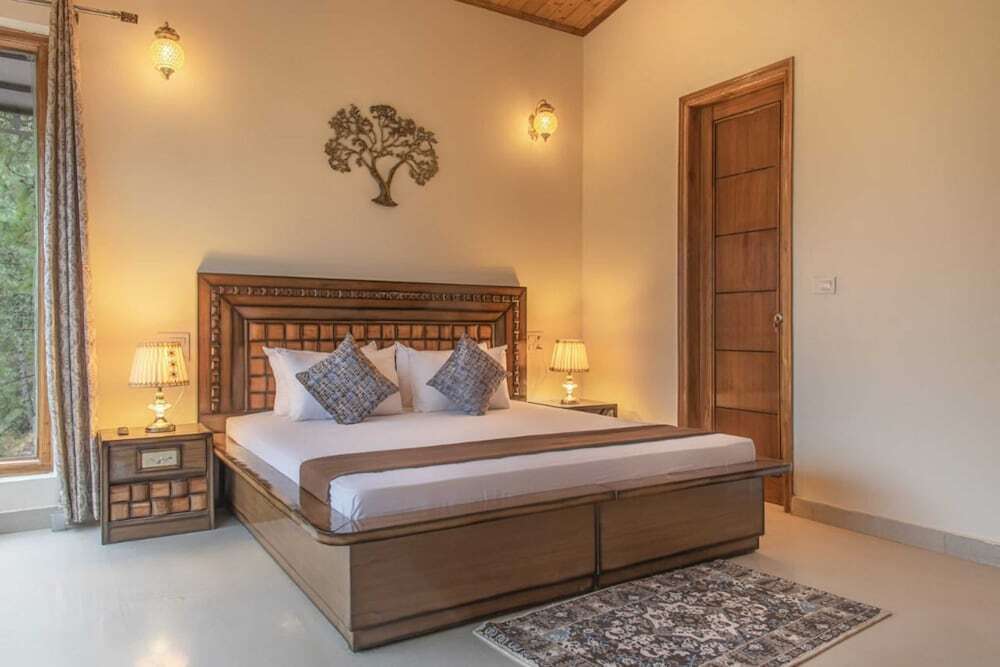 Дхарампур: The Root villa Kasauli