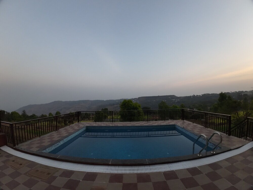 Олд-Махабалешвар: Royal Palace Panchgani