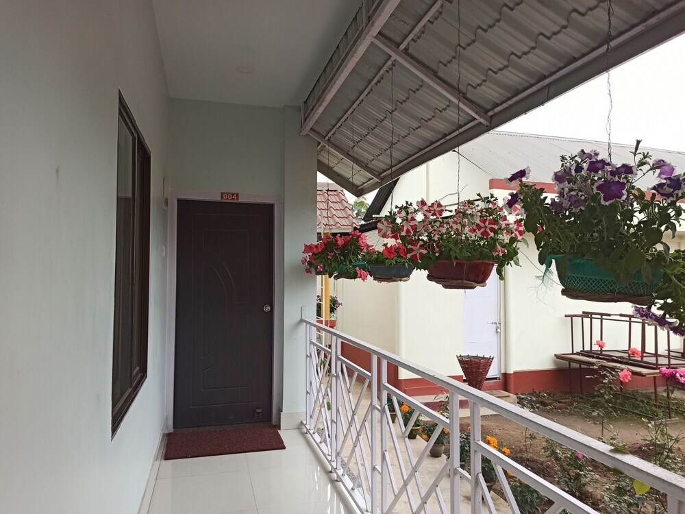 Гувахати: Atithya Resort