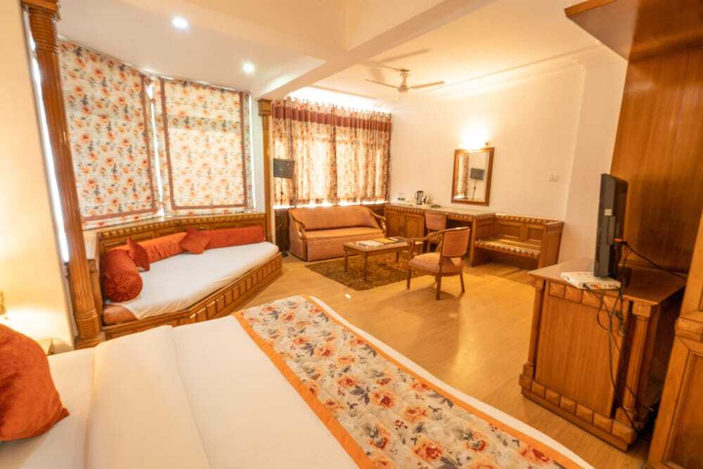 Шимла: Hotel Baljees Regency
