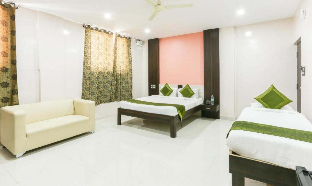 Бангалор: Hotel Habitat Comforts