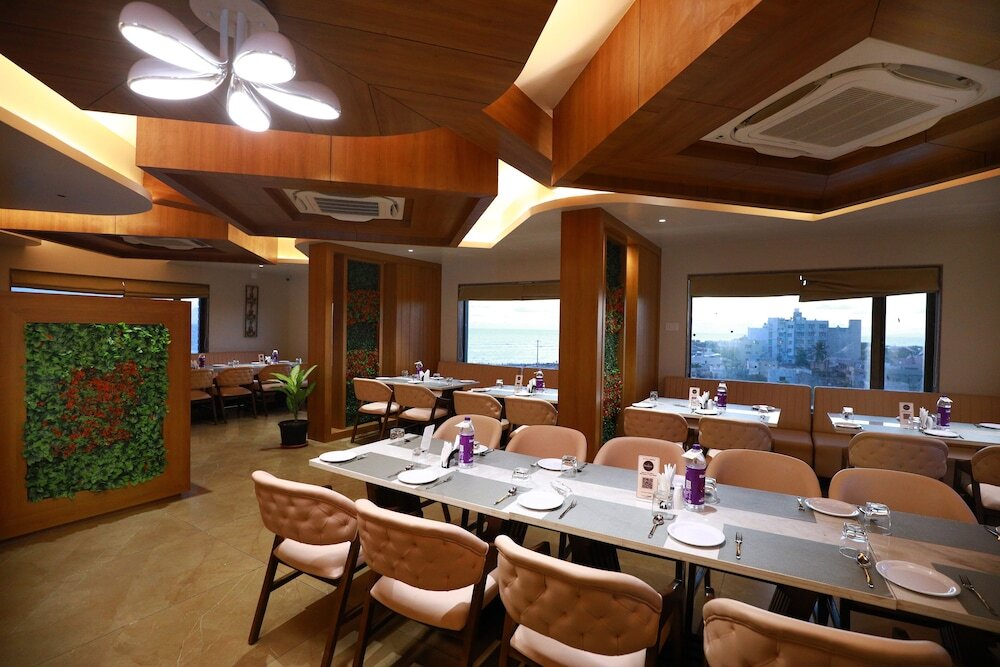 Дварка: Hotel The Grand Ladhukara