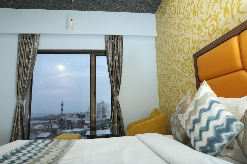 Дварка: Hotel The Grand Ladhukara