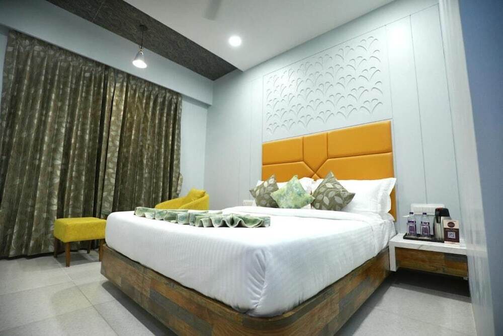 Дварка: Hotel The Grand Ladhukara