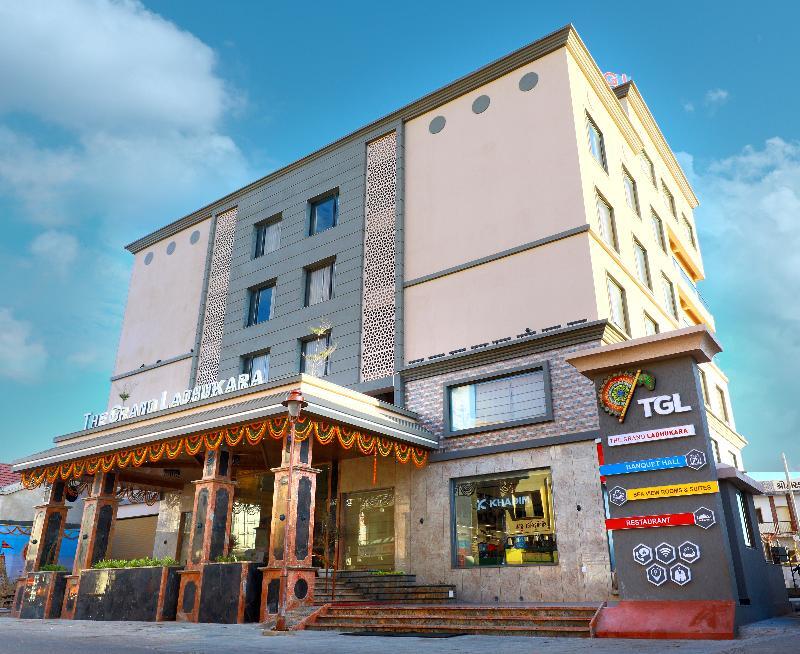 Дварка: Hotel The Grand Ladhukara