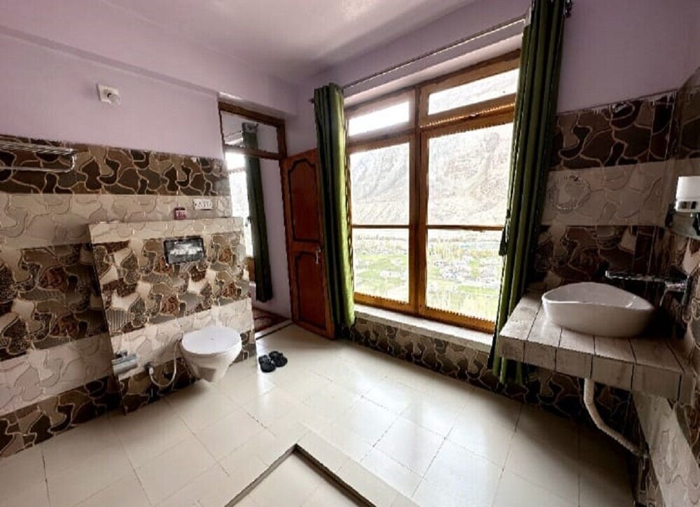 Туртук: Hotel The Stone Palace