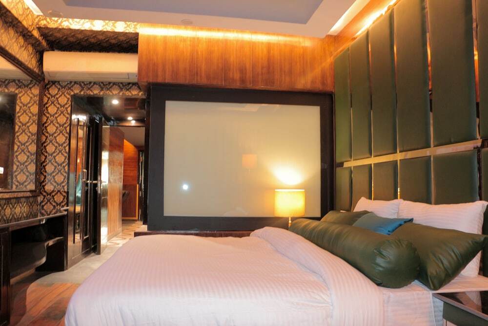Чандигарх: The Regent Chandigarh