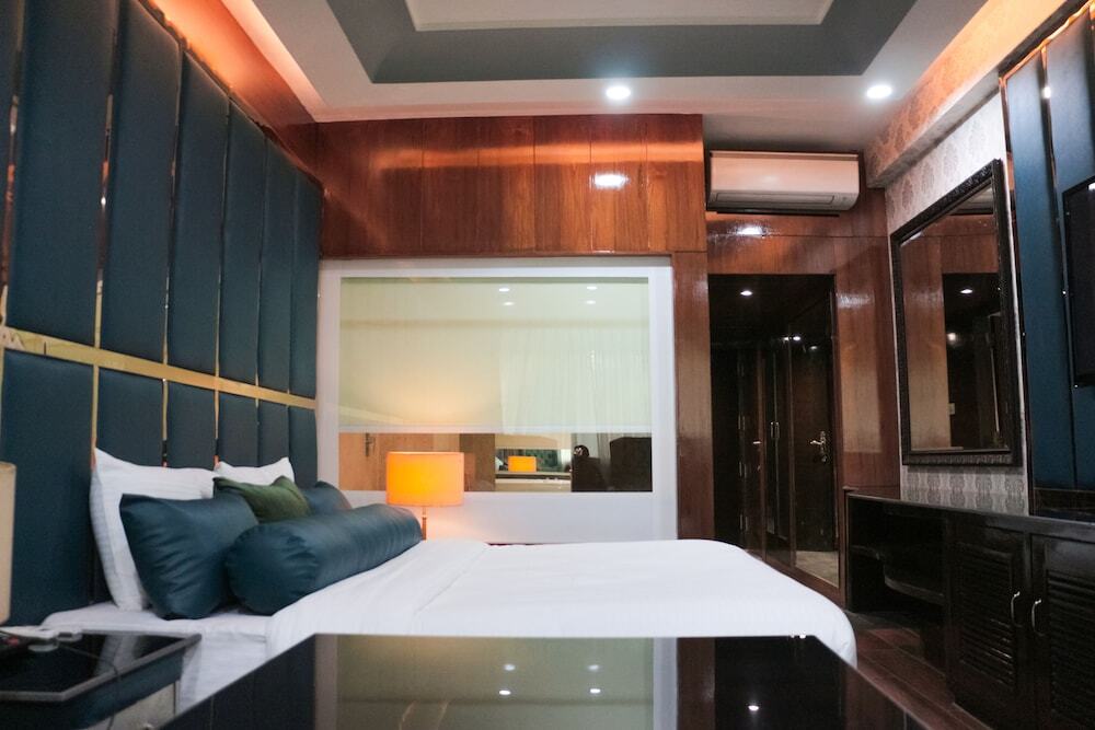 Чандигарх: The Regent Chandigarh