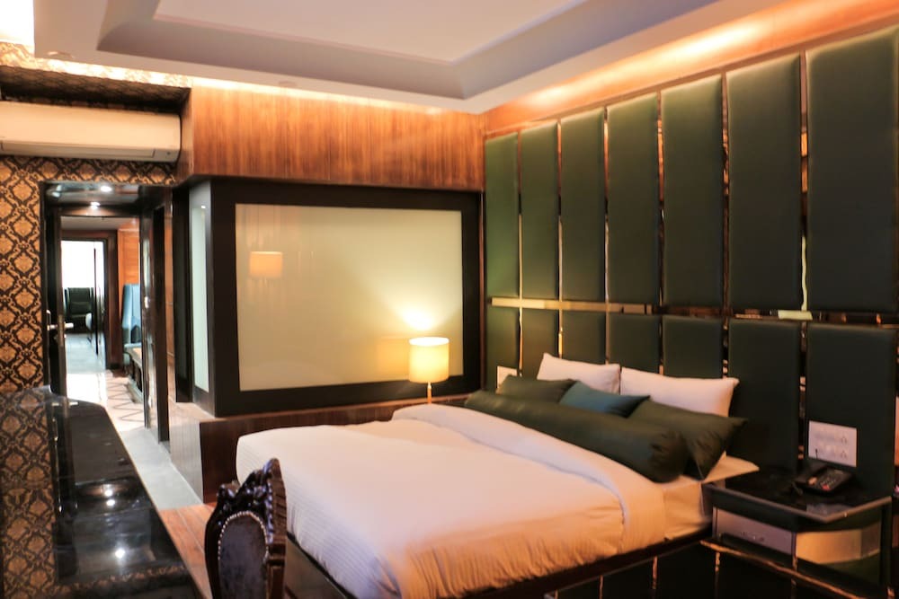 Чандигарх: The Regent Chandigarh
