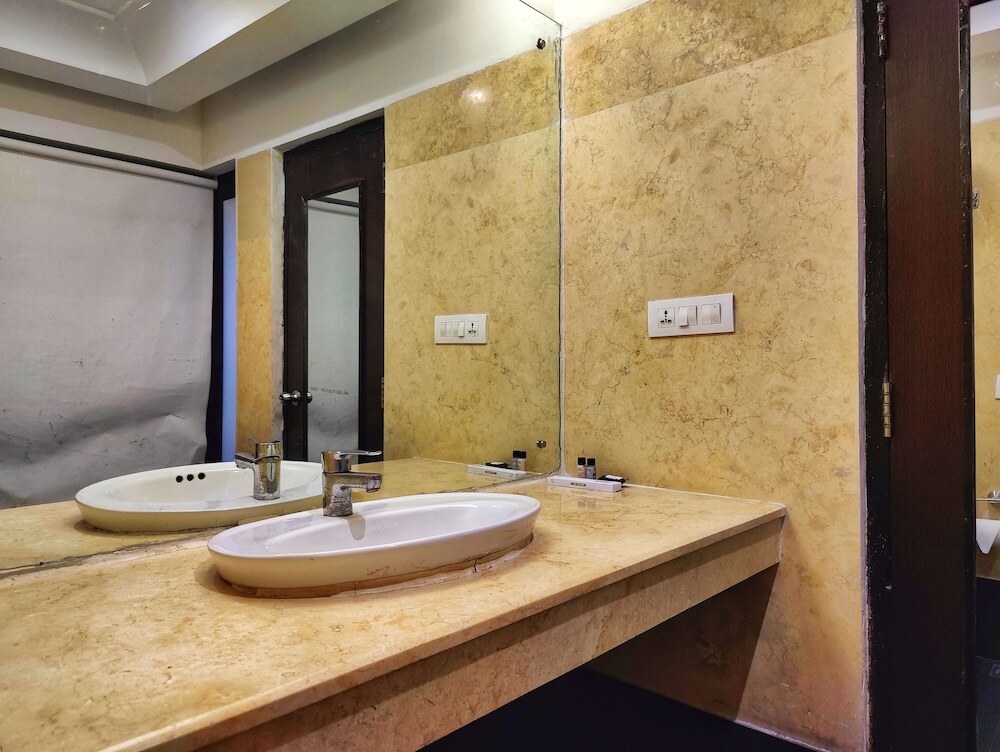 Чандигарх: The Regent Chandigarh
