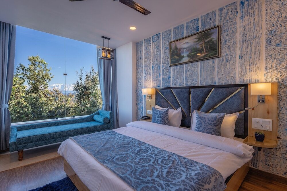 Раникхет: Binsar Eco Resort, Binsar - Uttarakhand