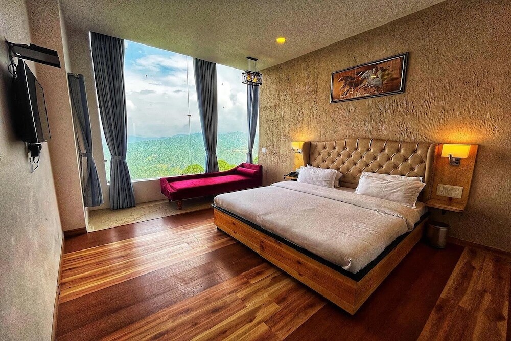 Раникхет: Binsar Eco Resort, Binsar - Uttarakhand