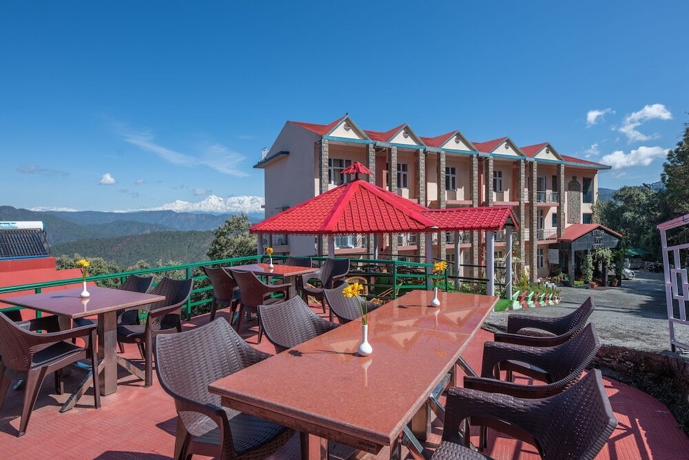 Раникхет: Binsar Eco Resort, Binsar - Uttarakhand