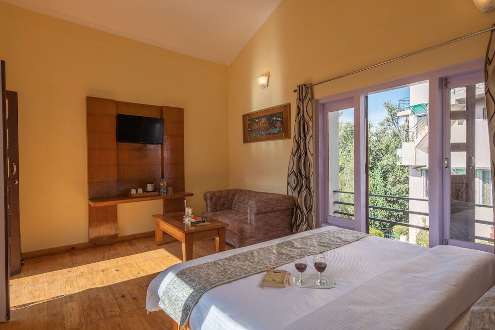 Раникхет: Binsar Eco Resort, Binsar - Uttarakhand