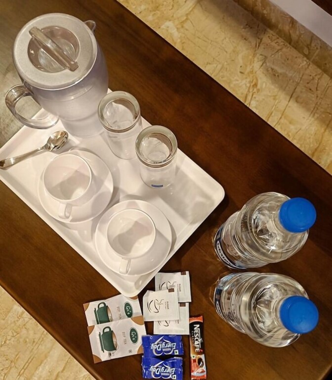 Веллор: Hotel Essence