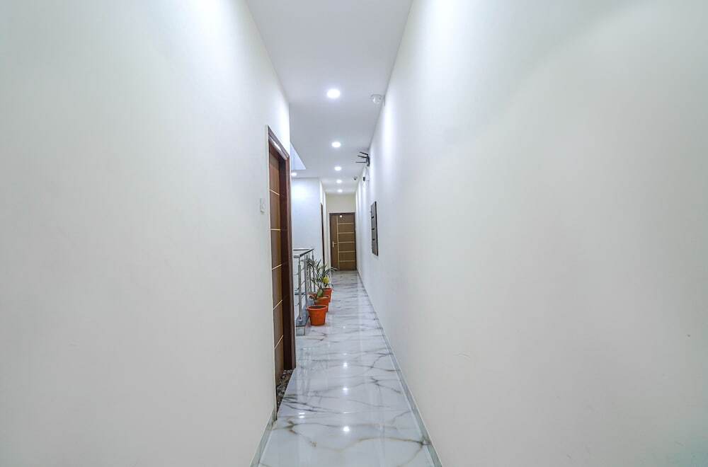 Мохали: Fabhotel Casa