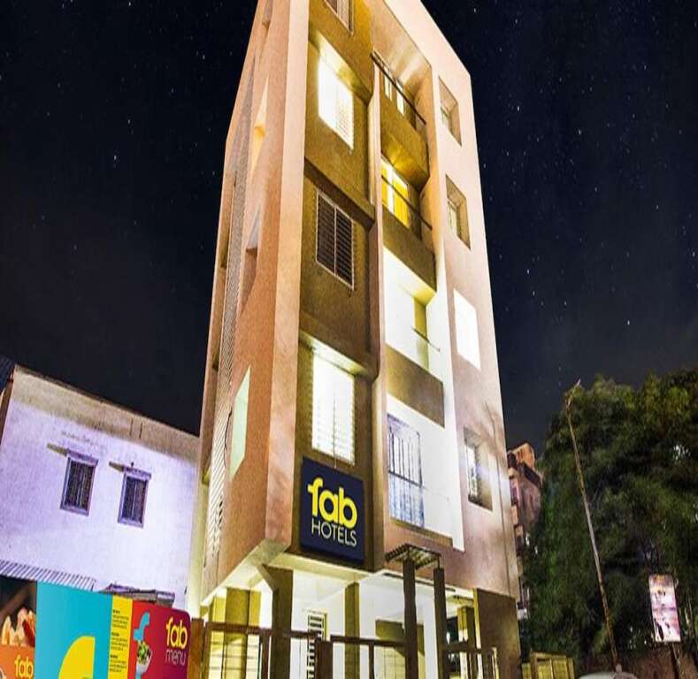 Нашик: Fabhotel Prathamesh Pride
