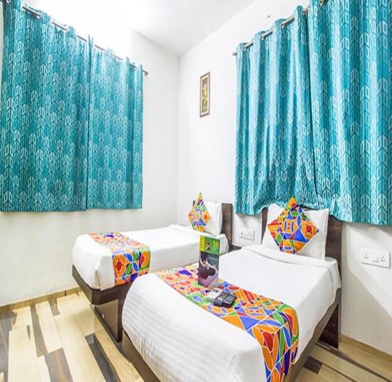 Нашик: Fabhotel Prathamesh Pride