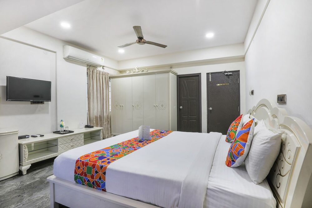Fabhotel Frazer Suites — фото 5