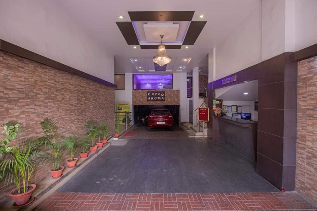 Гувахати: Hotel Arya Inn