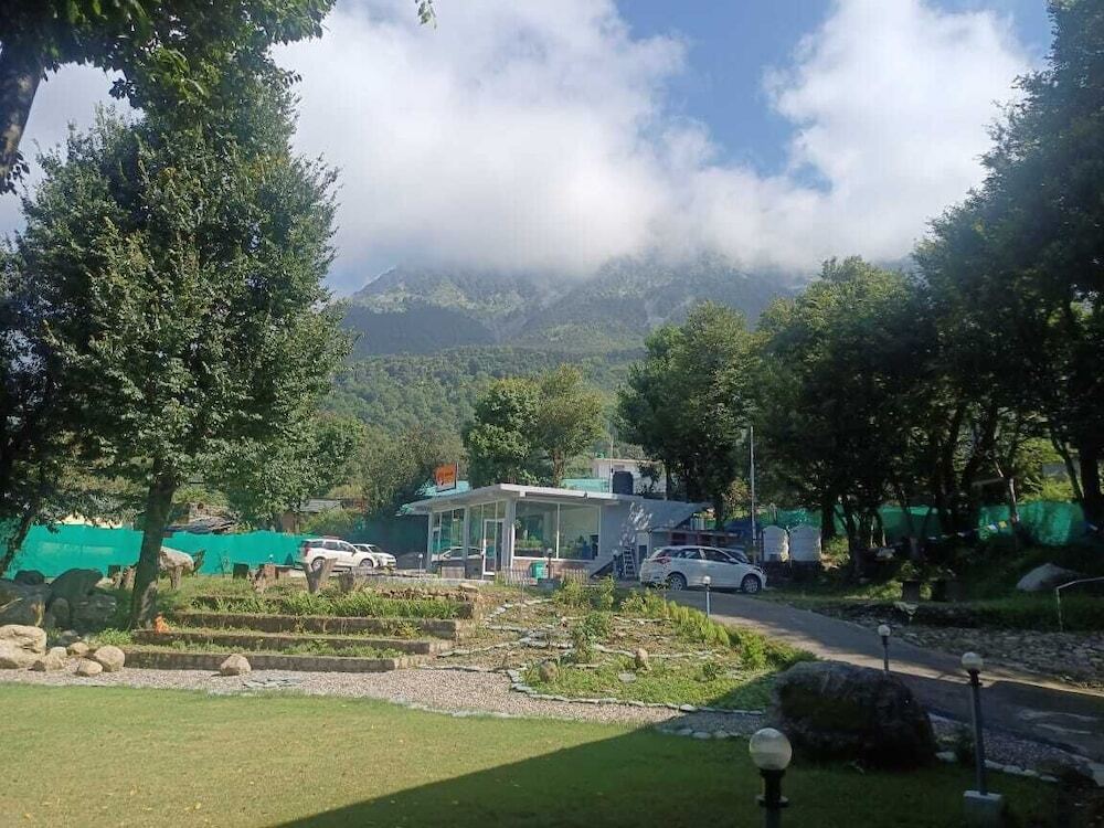 Кангра: Himalayan Off Trails