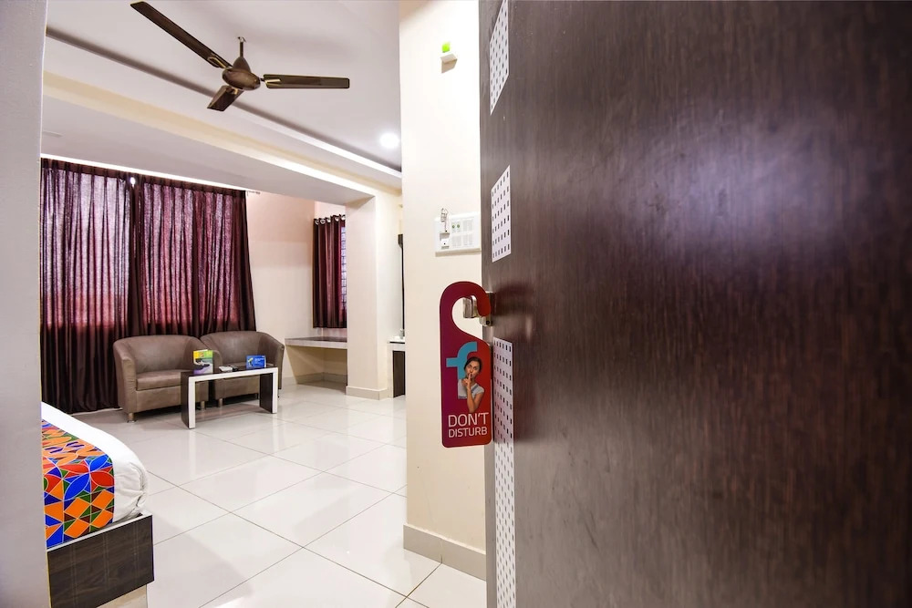 Бангалор: Fabhotel Rotano Suites