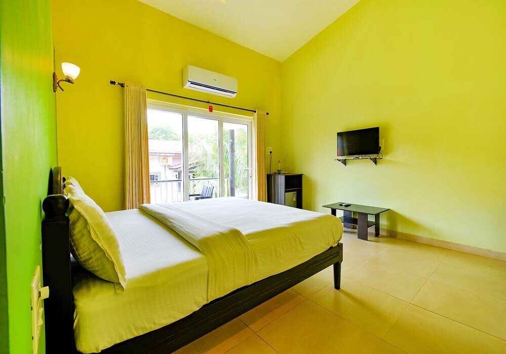 Вагатор: FabEscape Vagator Retreat Resort With Swimming Pool