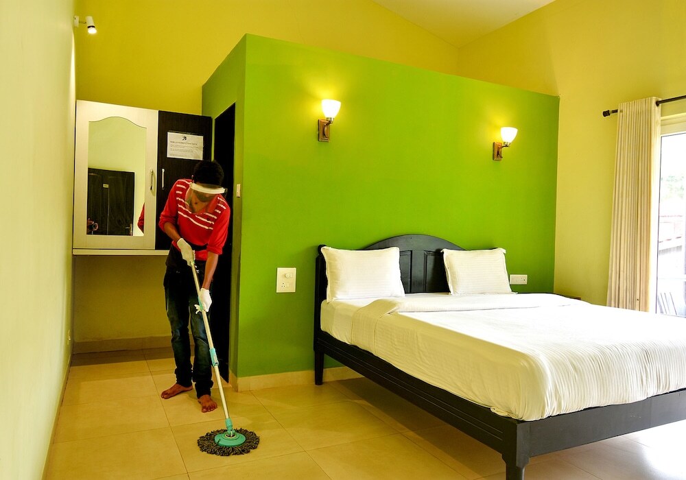 Вагатор: FabEscape Vagator Retreat Resort With Swimming Pool