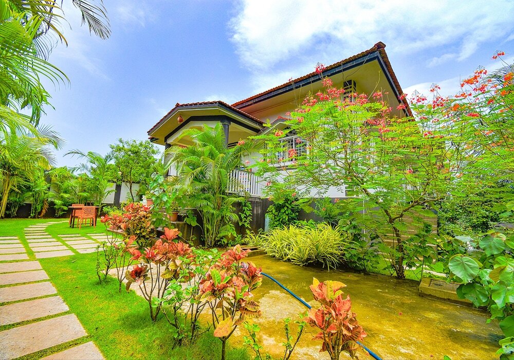 Вагатор: FabEscape Vagator Retreat Resort With Swimming Pool