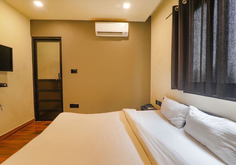 Варанаси: Fabhotel Lemon Grass