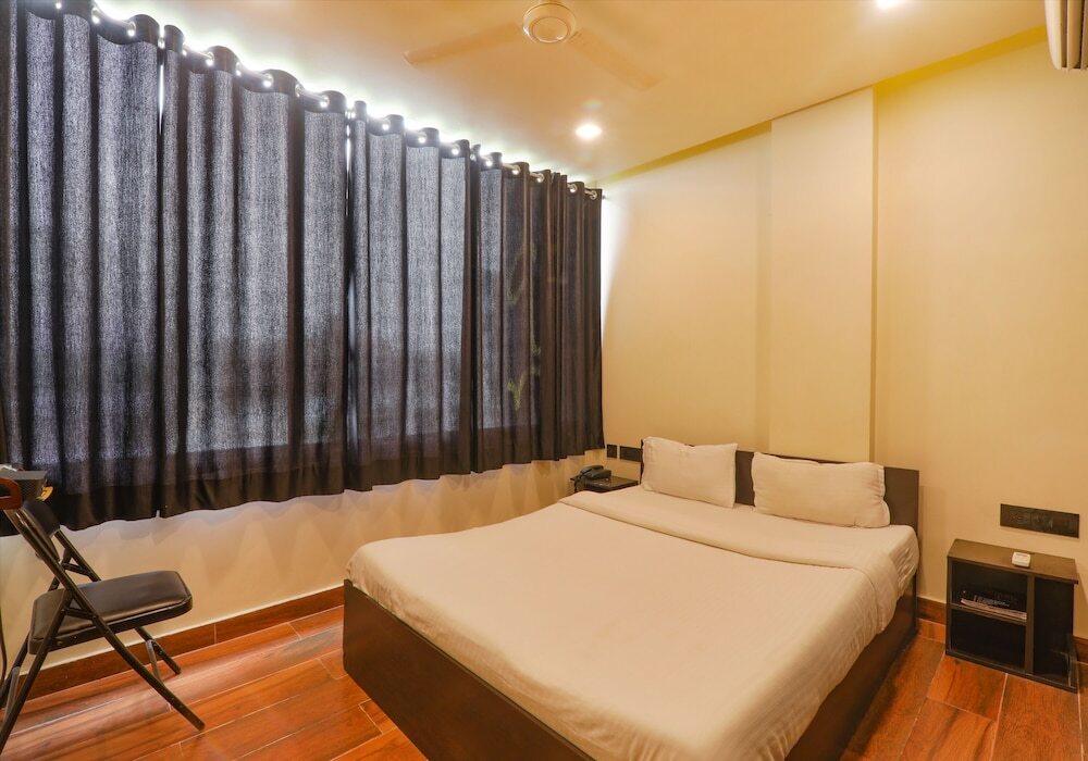 Варанаси: Fabhotel Lemon Grass