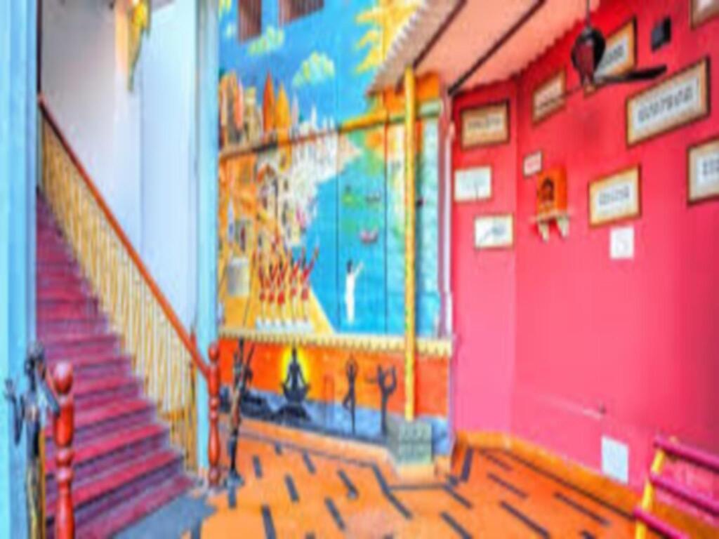 Варанаси: Fabhotel East View