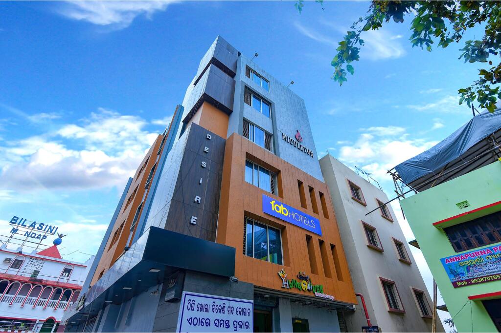 Бхубанешвар: Fabhotel Middleton Desire