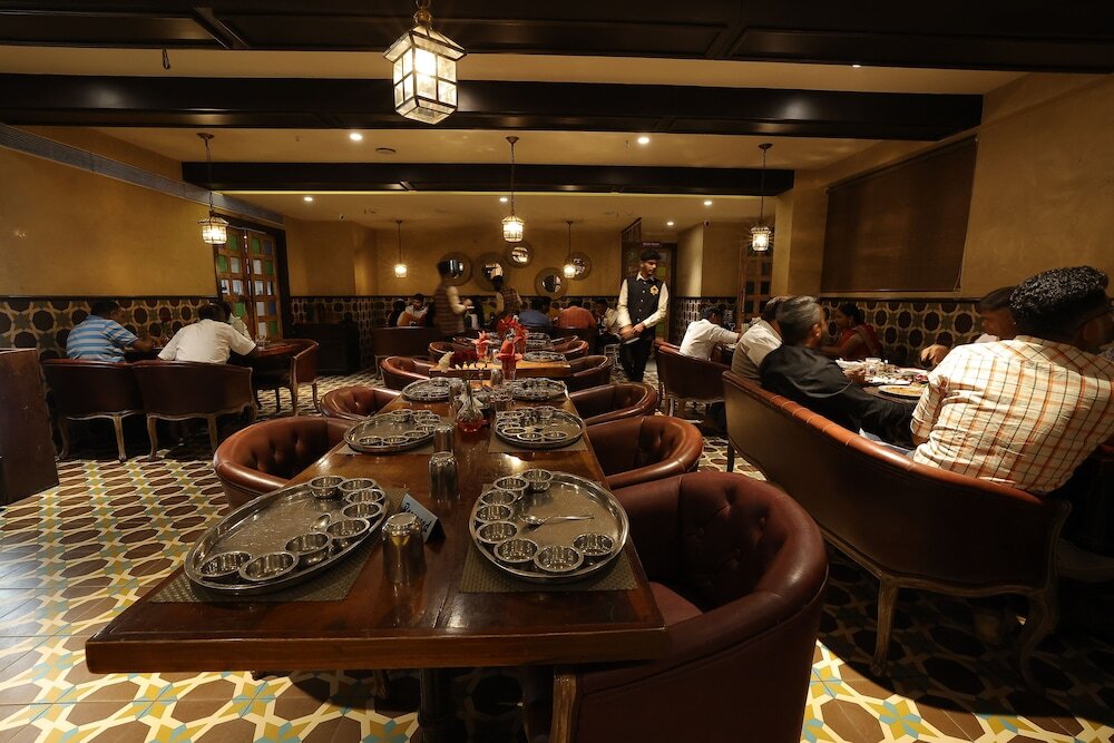 Латур: Hotel Brij Residency