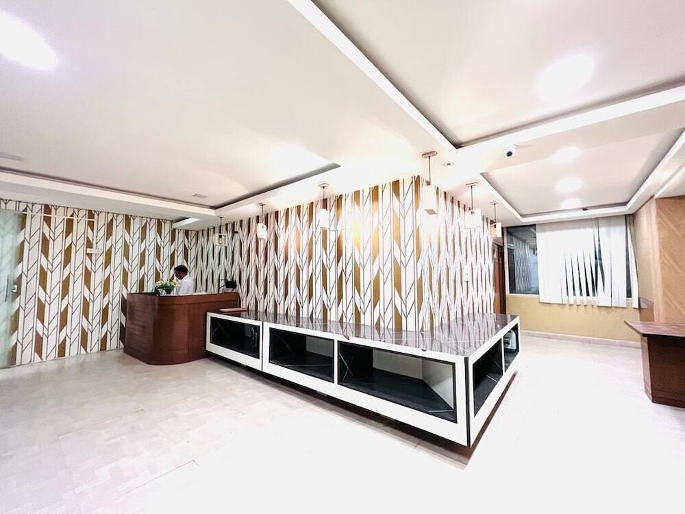 Шамшабад: Hotel Sm Rainbow International