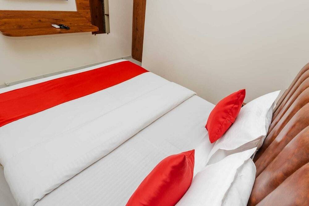 Мумбаи: Hotel Purple Orchid