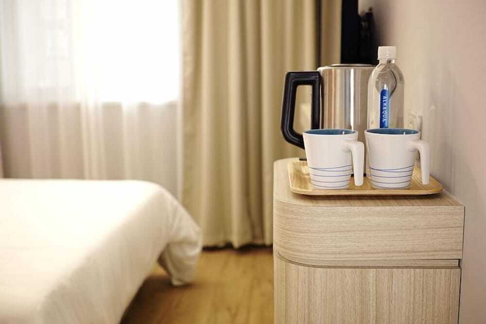 Нави-Мумбай: Hotel Milona