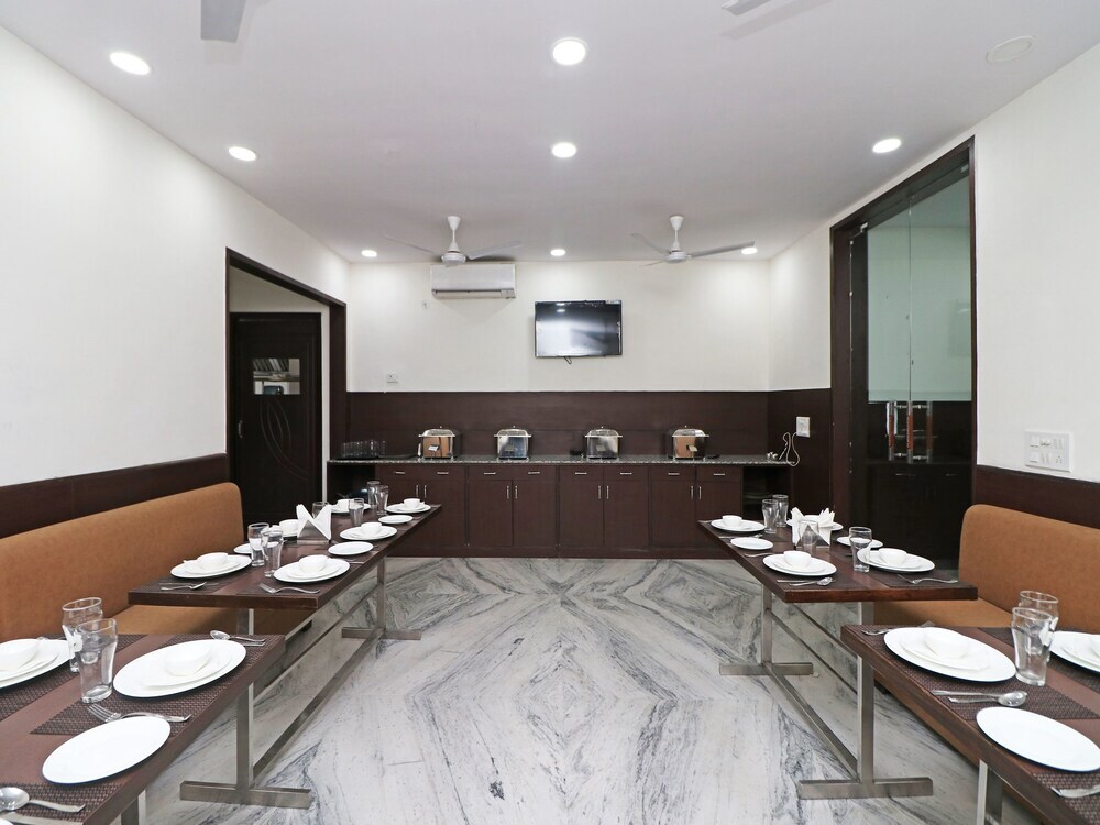 Вриндаван: Avexia Comfort Skd Vrindavan